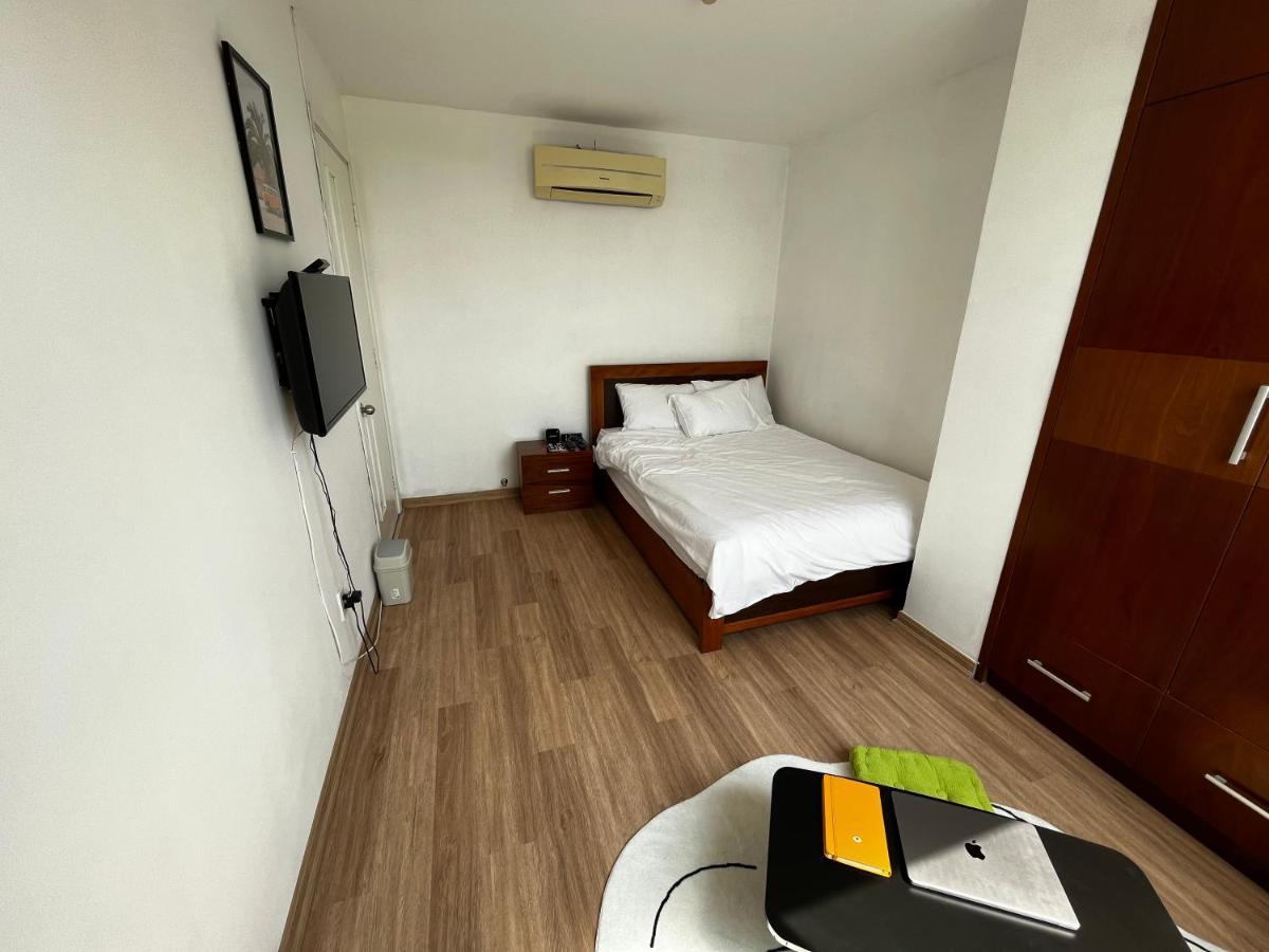 Apartment In District 1 - Apt Liberte โฮจิมินห์ซิตี้ ภายนอก รูปภาพ